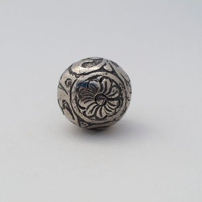 Silver Floral Ball Knob  Drawer Pulls and Cabinet Knobs