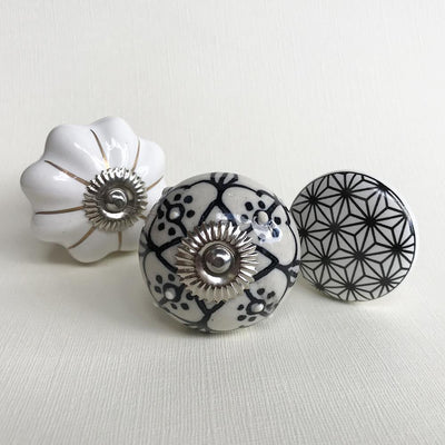 Black and White Floral Knob  Drawer Pulls and Cabinet Knobs