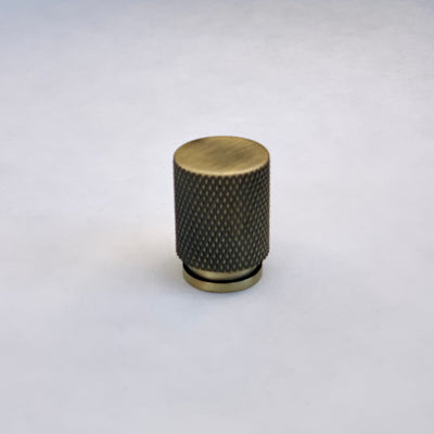 Knurled Bronze Brass Pull