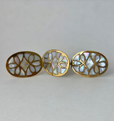 Mother of Pearl Oval Knob