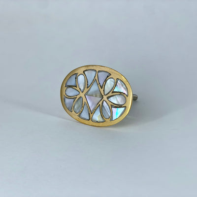 Mother of Pearl Oval Knob