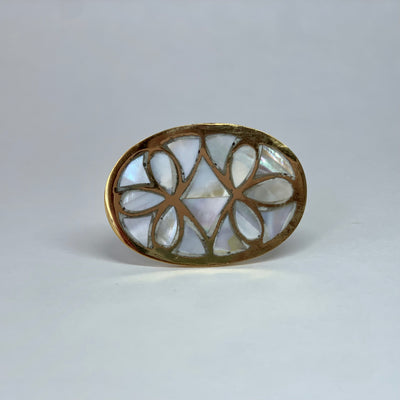 Mother of Pearl Oval Knob