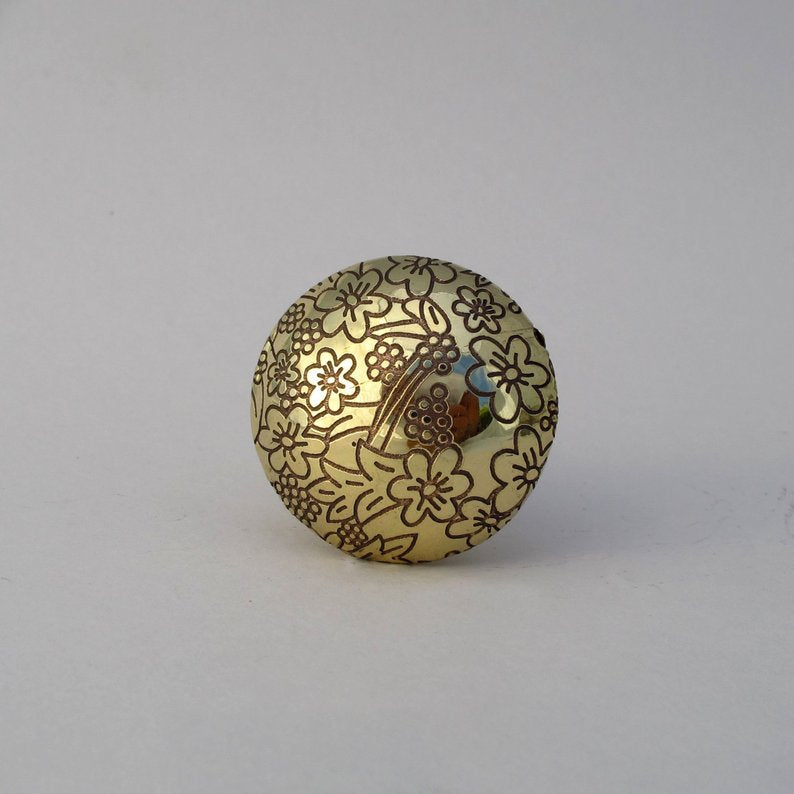 Gold Flower Knob  Drawer Pulls and Cabinet Knobs