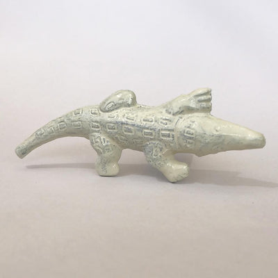 White Metal Crocodile Knob  Drawer Pulls and Cabinet Knobs